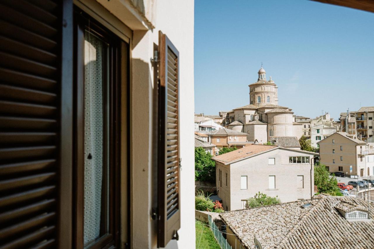 オッフィダ La Casa Delle Api Bed & Breakfast エクステリア 写真