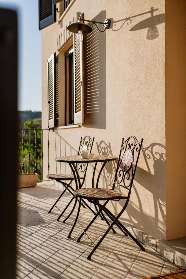 オッフィダ La Casa Delle Api Bed & Breakfast エクステリア 写真