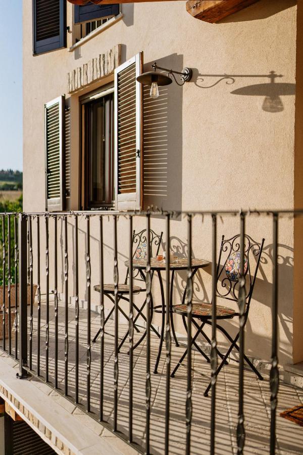 オッフィダ La Casa Delle Api Bed & Breakfast エクステリア 写真