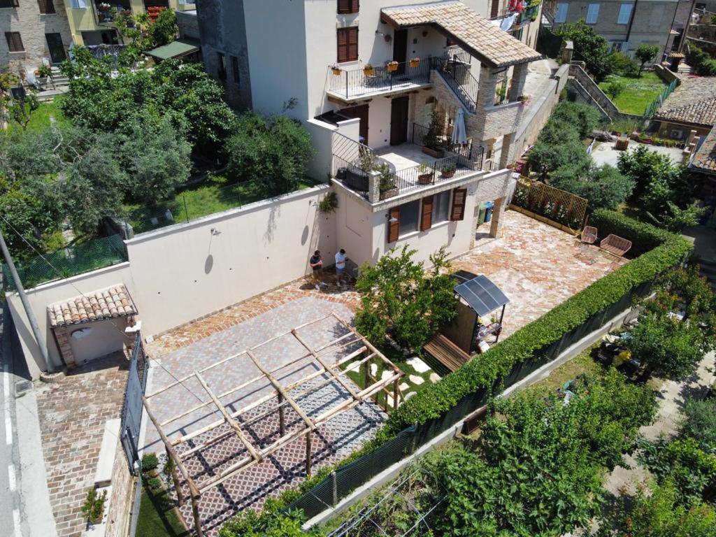 オッフィダ La Casa Delle Api Bed & Breakfast エクステリア 写真