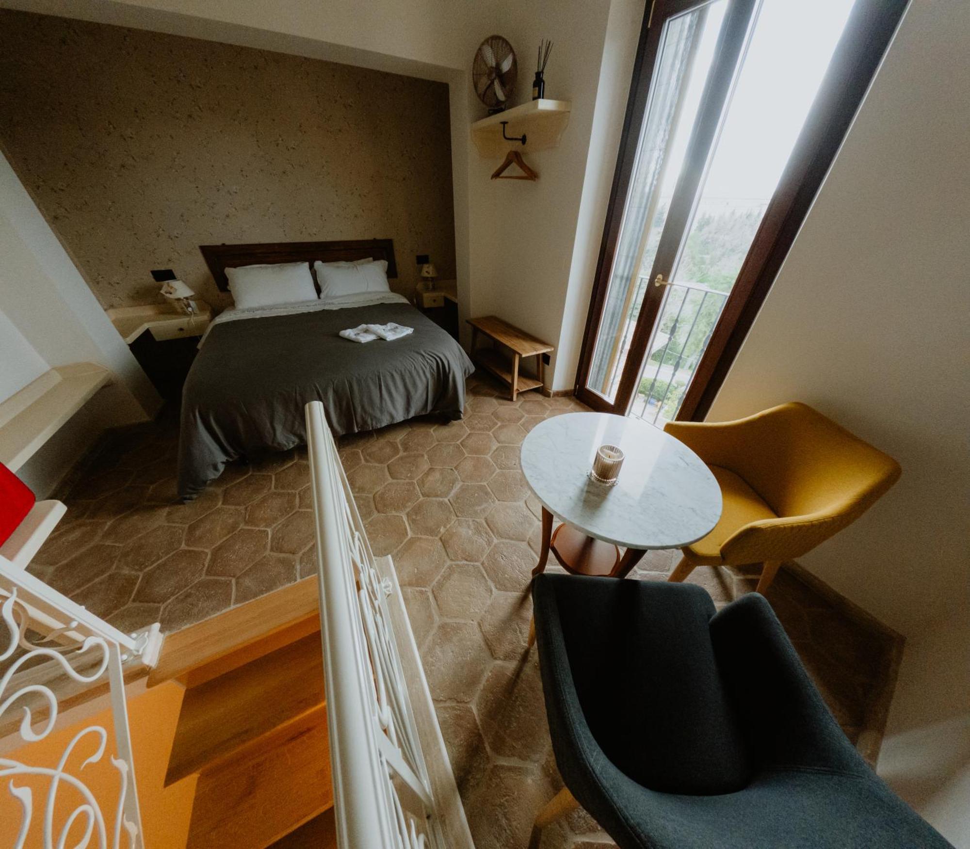 オッフィダ La Casa Delle Api Bed & Breakfast エクステリア 写真